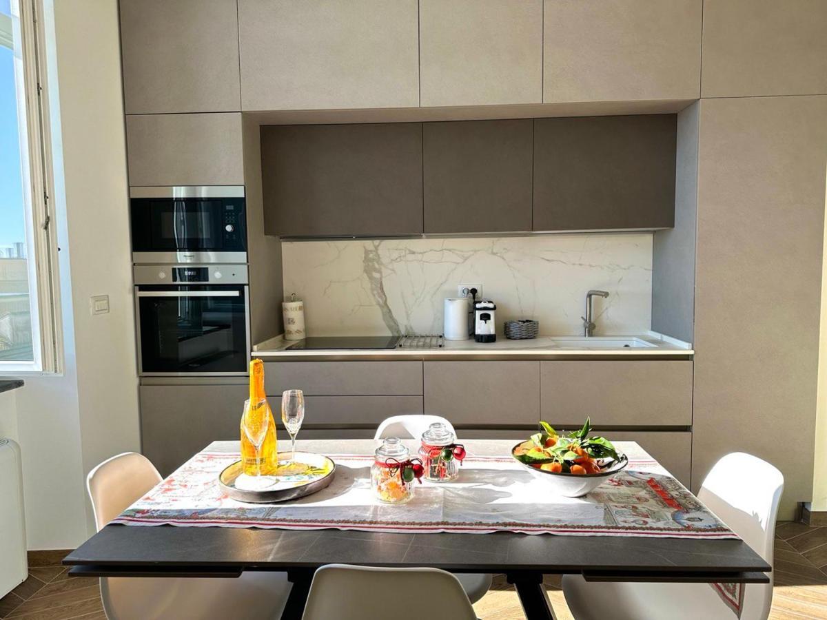 Alocasia Luxury Stay ซาแลร์โน ภายนอก รูปภาพ