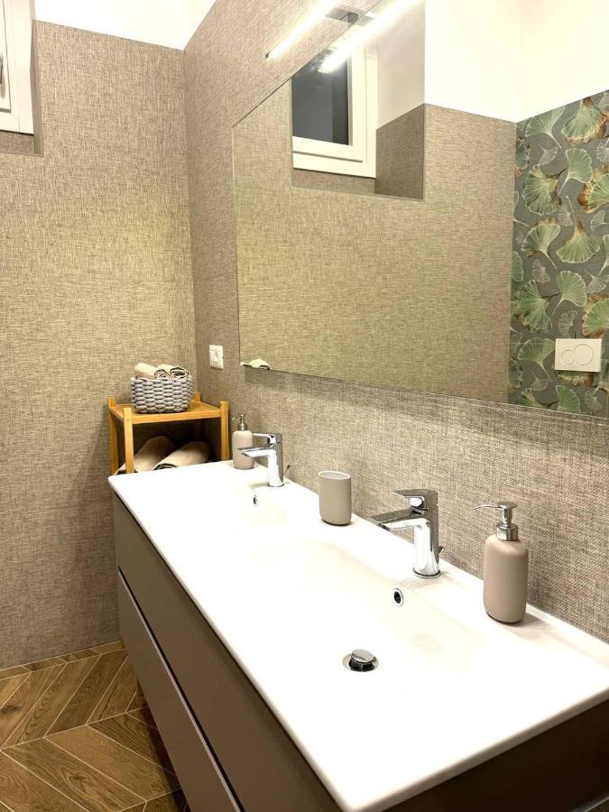 Alocasia Luxury Stay ซาแลร์โน ภายนอก รูปภาพ